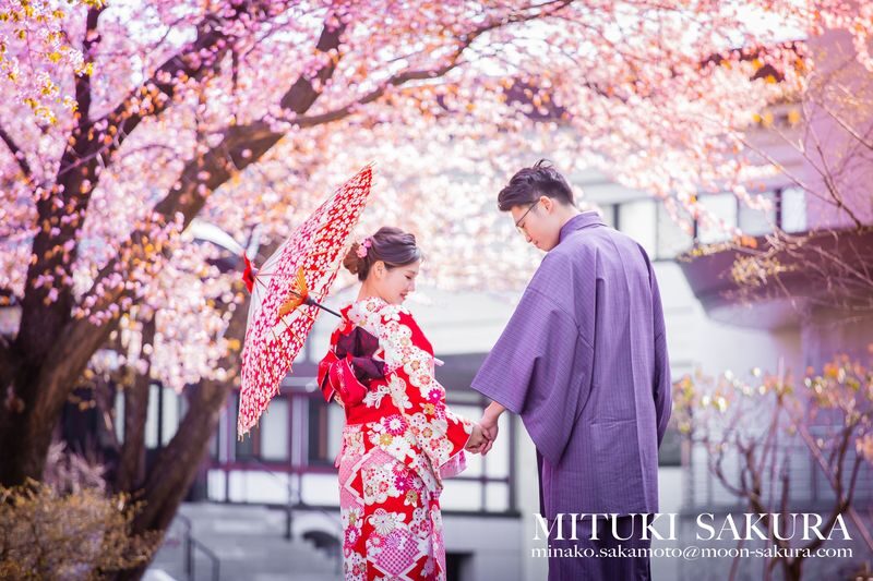 Kimono Rental in Sapporo - Getting dressed, one layer at a time