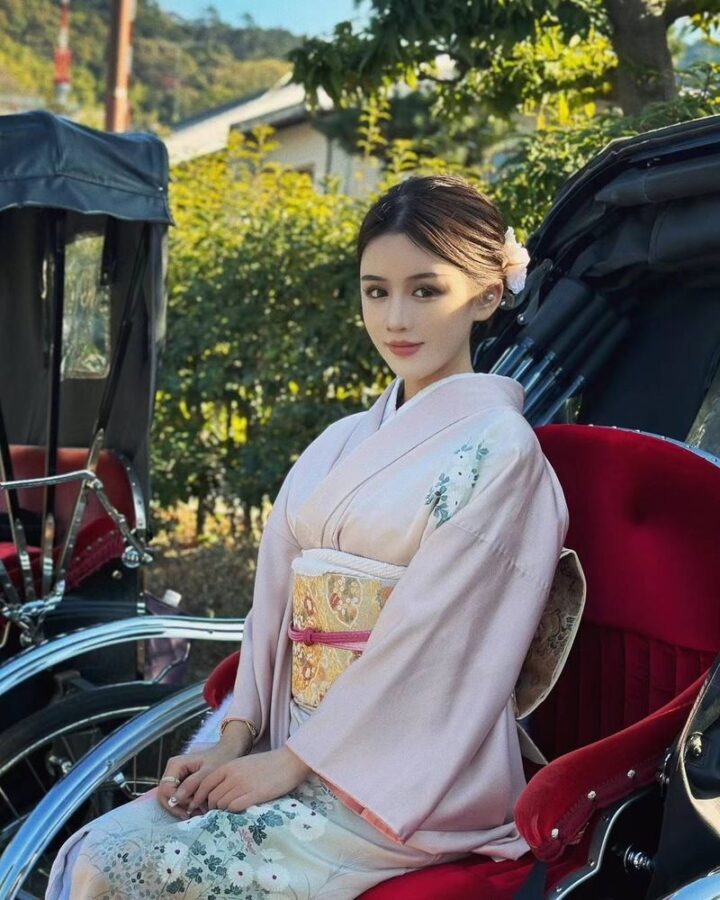 Kimono Rental (Kyoto/Provided by Kawai) - Choosing a style without guessing