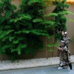 Kimono & Yukata Rental and Photo Shoot (Kyoto, Gion-Shijo, Yasaka Shrine) - Kimono Rental Misaki - Getting dressed is part of the experience