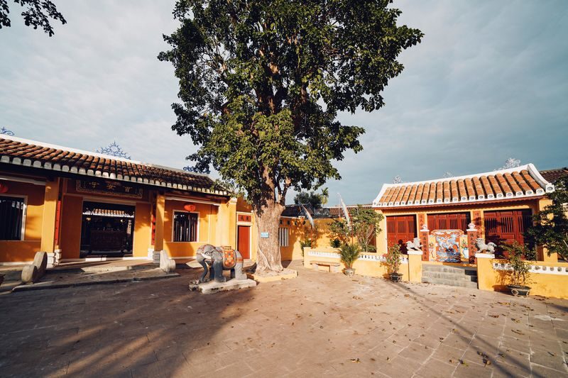 Klook Exclusive: Hoi An Ancient Town Attractions Ticket - Start with the lanes, not a checklist