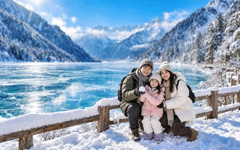 KLOOK Selection | High-Quality Jiuzhaigou Huanglong High-Speed Rail Pure Play 3-Day Tour (Departing from Chengdu, Chinese-speaking Group) - Day 1: Huanglong’s pools, then a long evening