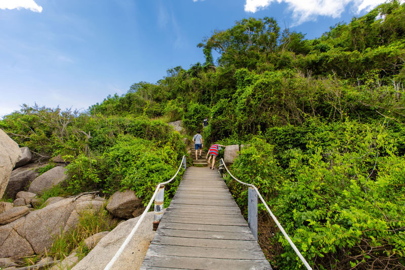 Ko Tao & Nang Yuan Island Full-Day Snorkeling & Island Hopping Tour - Snorkeling the bays around Ko Tao