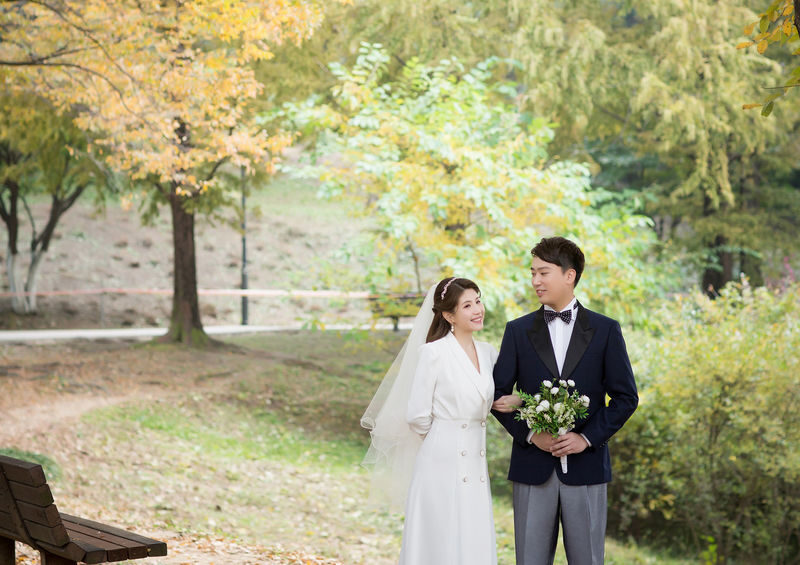Korea Outdoor Photoshoot Experience by 9 Studio - Hair, makeup, and getting ready