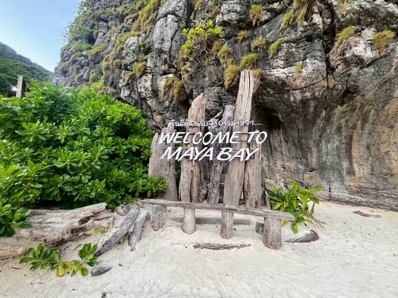 Krabi to Phi Phi Cove: Speedboat & Longtail Island Combo - Why the longtail boat changes the day