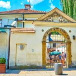 Krakow Kazimierz Jewish Quarter Guided Walking Tour - Szeroka Street and the Old Synagogue