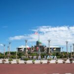 Kuala Lumpur Petronas Towers Full-Day Private Tour - Putrajaya’s Pink Mosque and government district