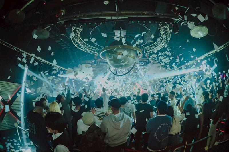 Kumamoto: SPACE Nightclub Admission Ticket (For Foreign Tourists Only) - Getting inside and sorting out your drinks