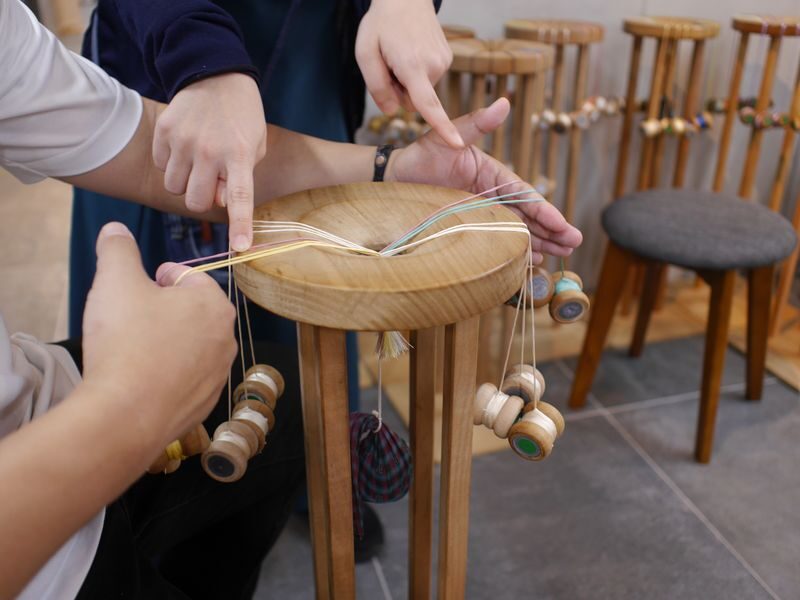 Kumihimo Workshop at a Historic 370-Year-Old Braiding Shop in Tokyo - The first half hour: objects, stories, and technique