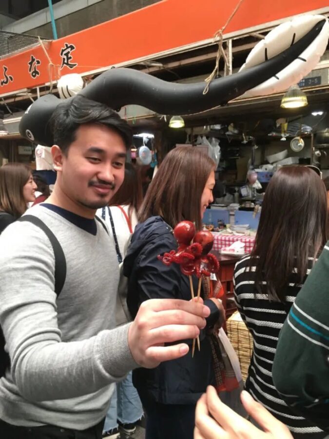 Kuromon Market Half Day Food Walking Tour in Osaka - Starting near Kintetsu Nipponbashi Station
