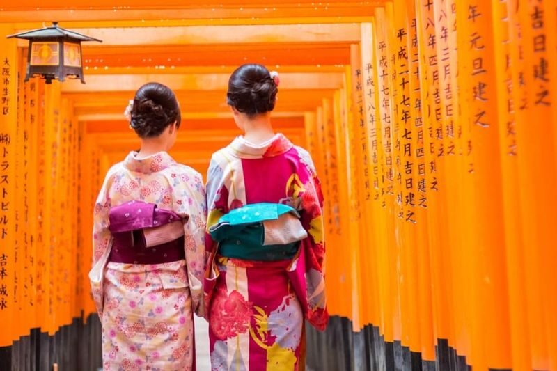 Kyoto 4 Hour Low-Down Private Walking Tour - Gion and Higashiyama: Kyoto at street level