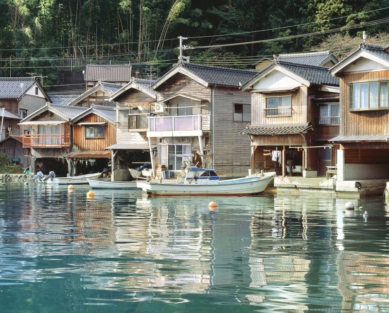 Kyoto Amanohashidate & Ine Funaya Full-Day Coastal Experience - The bus schedule is part of the value