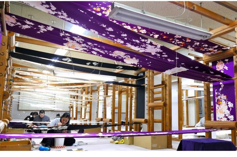 Kyoto Fushimi: Artisan-Led Hand-Painted Kyo-Yuzen Workshop - Choose between watching and painting