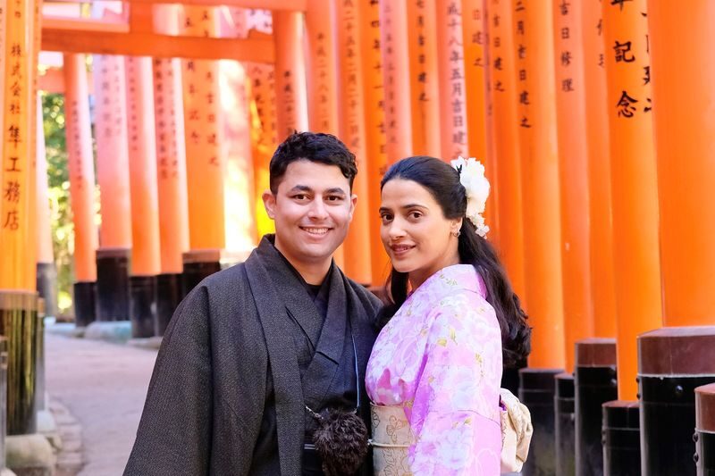 Kyoto Fushimi Inari Shrine Photography Experience - Meeting at the Romon Gate