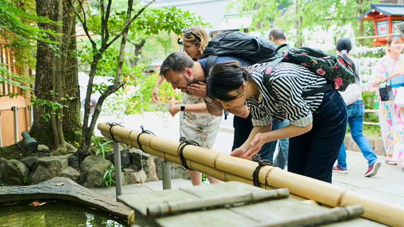 Kyoto: Gion Hidden Gems & Geisha Culture Tour - Gion Shirakawa’s quieter side