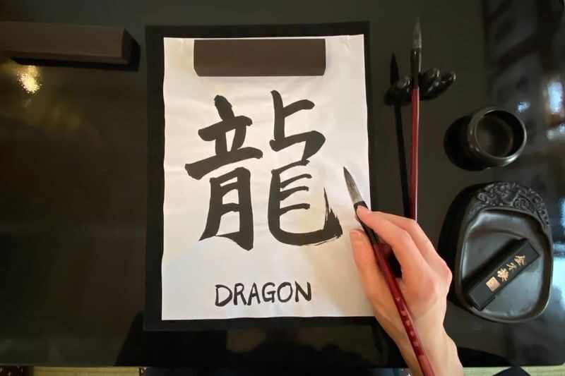 Kyoto: Japanese Calligraphy Experience in a Traditional Studio - From brush basics to your own kanji