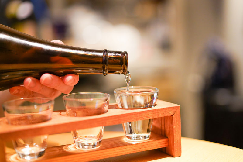 Kyoto Night Pub Crawl: Pontocho & Gion Hidden Alley Bars Tour - Pontocho’s lantern-lit lanes