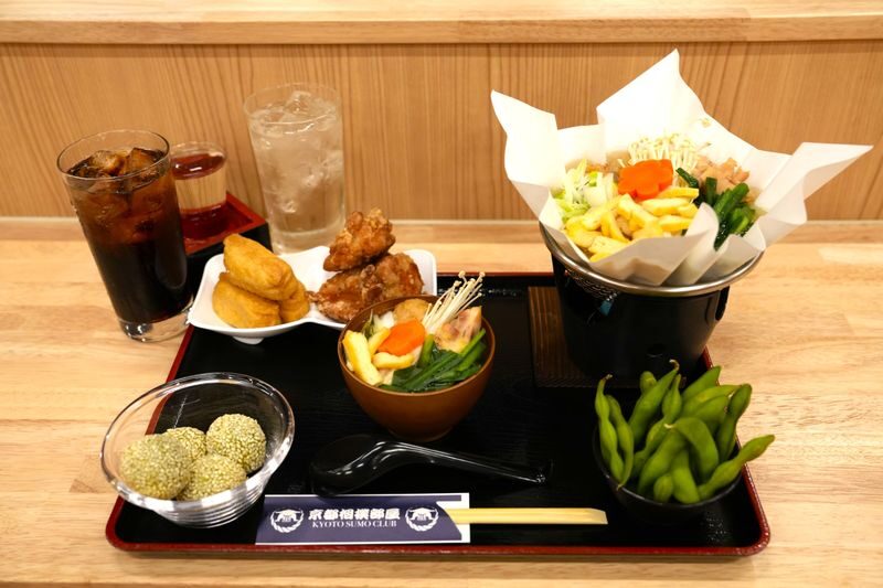 Kyoto Sumo Stable: Sumo Show Ticket with Chicken Chanko Hot Pot - From the geisha dance to the first sumo demonstrations