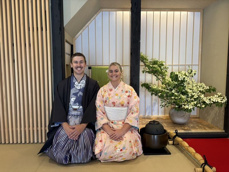 Kyoto: Tea ceremony & Kimono Rental OKADA Japan culture center - A tea ceremony with room to ask questions