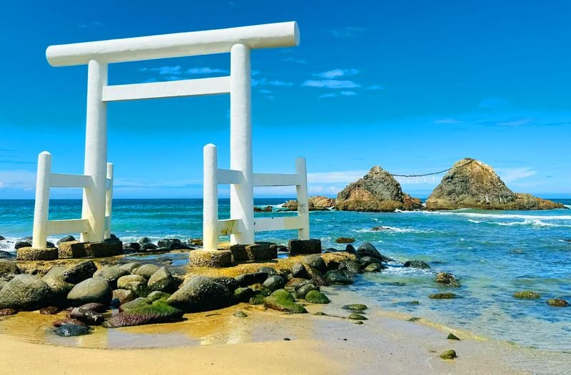 Kyushu Itoshima Coast & Yanagawa River Cruise & Dazaifu Tenmangu Shrine Day Trip (Departing from Fukuoka) - Lunch is a choice, not a provided meal