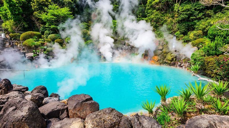Kyushu Yufuin Forest Secret Route One-Day Deep Tour - Beppu Sea Hell & Yufuin Forest Train Experience & Dazaifu Tenmangu Shrine (Departure from Fukuoka) - Yufuin: a walk, a view and time to browse