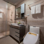 La Pandora 2D1N Cruise: Ha Long Bay & Lan Ha Bay Tour - Day one: lunch, Lan Ha Bay, and sunset