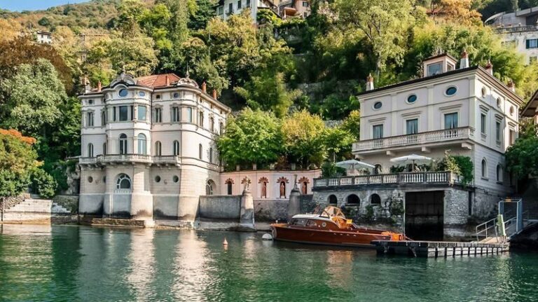 Lake Como Countryside Cruise and Bellagio Day Tour - Como: a guided walk, then time to look around