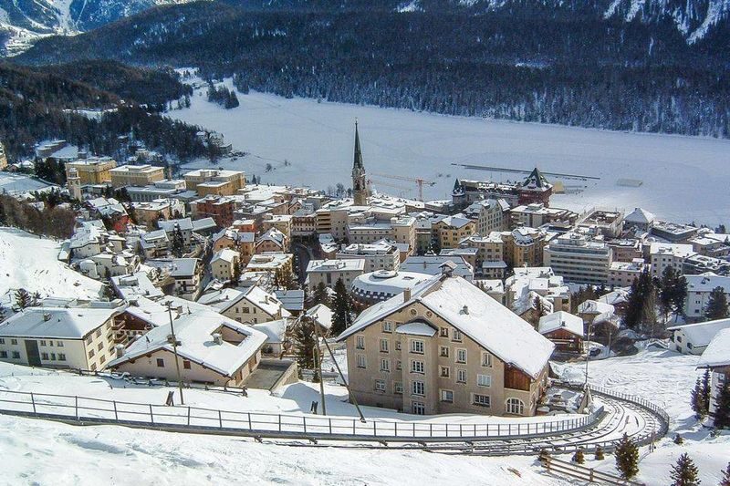 Lake Como Cruise, St. Moritz and Bernina Red Train Tour - Seeing Lake Como from the water