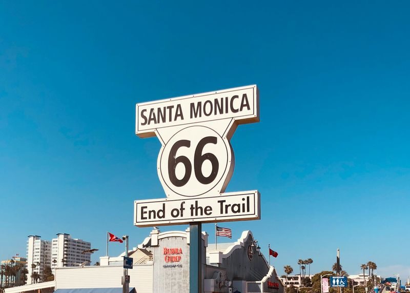 Las Vegas Los Angeles & Hollywood Walk of Fame Full-Day Small Group Tour - Griffith Observatory and the Hollywood sign