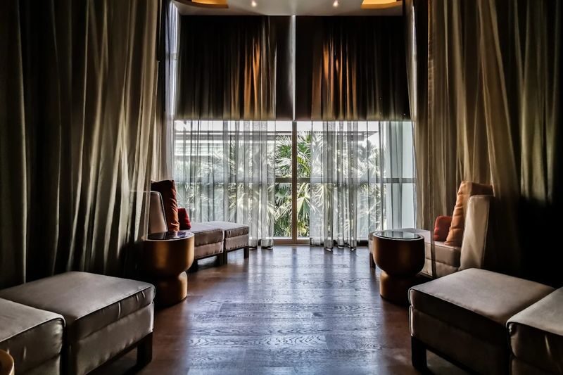 Le Spa at Pullman Bangkok King Power - Choosing oatmeal, brown sugar or papaya