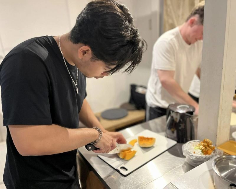 Learn to Make Home-style Tempura Udon and Gyoza in Tokyo (2.5 hours) - Kneading udon, one step at a time