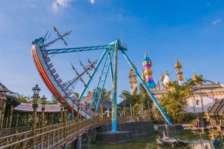 Leofoo Village Theme Park Ticket - Put the headline rides near the top of your list