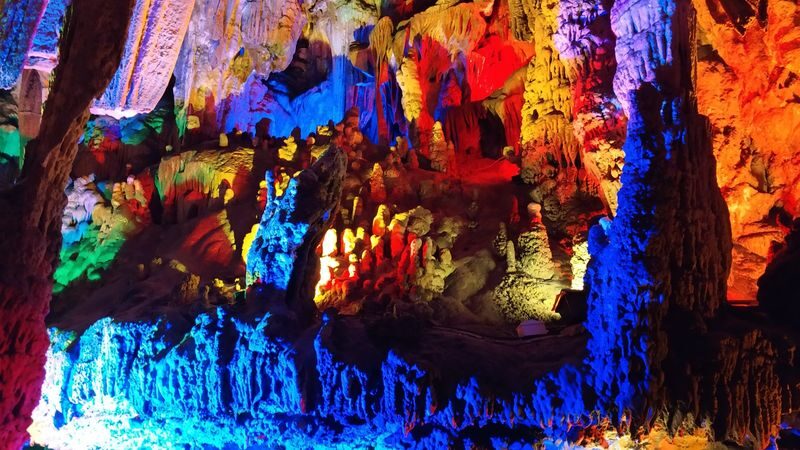 Li River 3-Star Cruise Day Trip in Guilin (Small Group of 8 + Optional Yulong River Bamboo Rafting/Butterfly Spring/Silver Cave/Ruyi Peak/Impression Sanjie Liu/Guilin Eternal Scenic Show) - The afternoon shifts from river to road