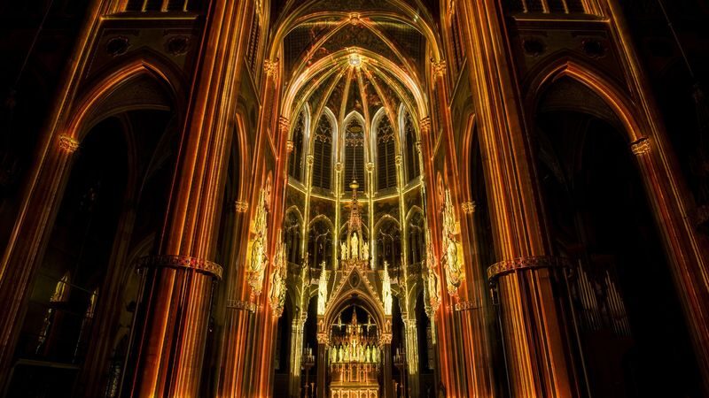 Light of Creation show in Vienna Votive Church - Six acts, from the first light to life