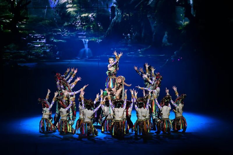 Lijiang Eternal Love - The show’s big visual moments