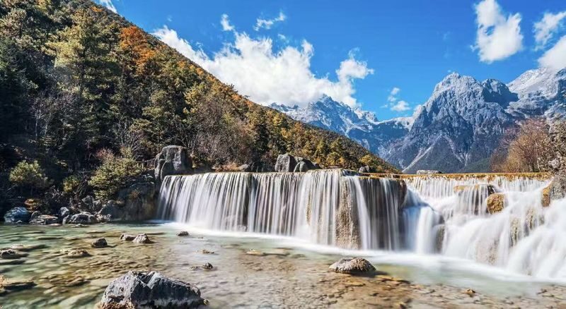 Lijiang Jade Dragon Snow Mountain Day Tour (Exclusive for Foreign Guests, Translation Supported) - Blue Moon Valley rewards time on foot