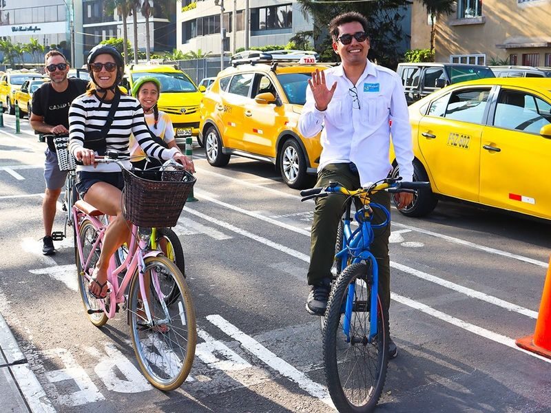 Lima Kennedy Park & Love Park Half-Day Bike Tour - Love Park and the Pacific outlook