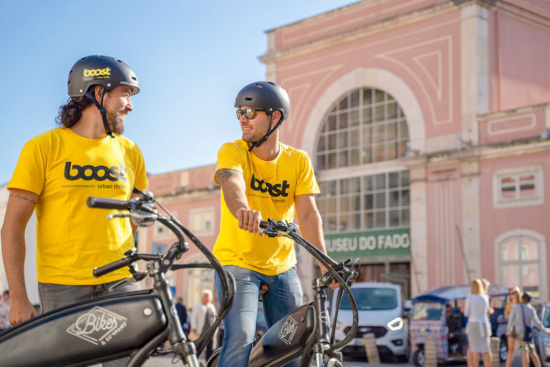 Lisbon E-Bike Shared Tour: Up The Hills to Alfama - What the views and storytelling add