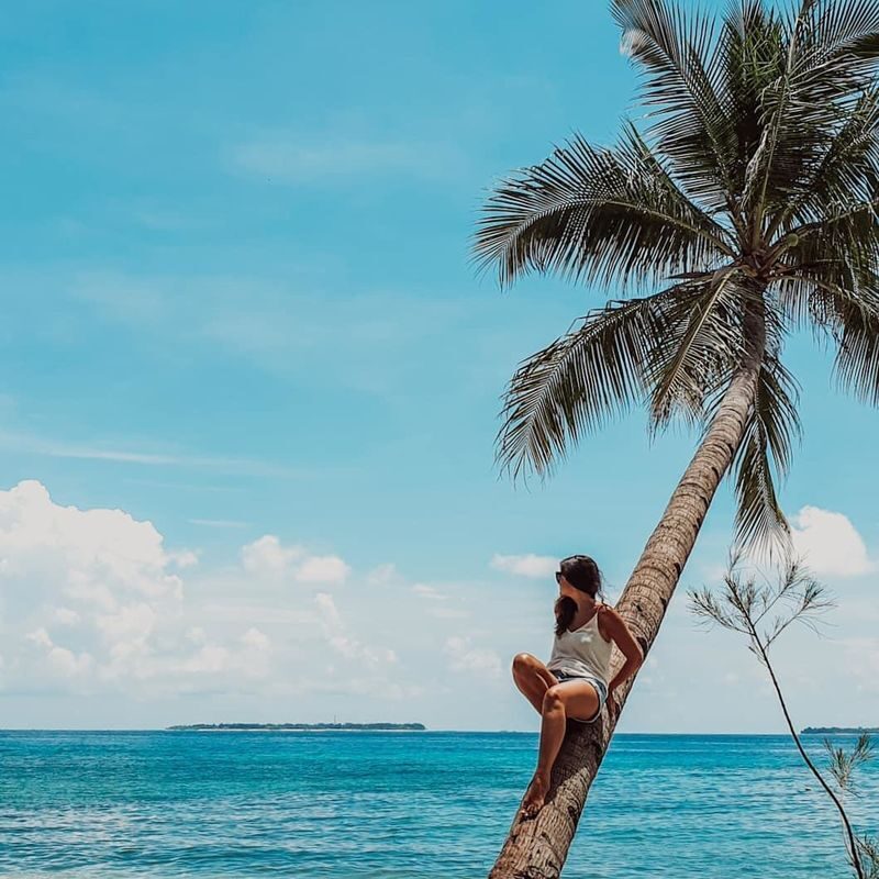 Lombok Tengah Full-Day Private Tour - Gili Bidara and Gili Petagan: variety by boat
