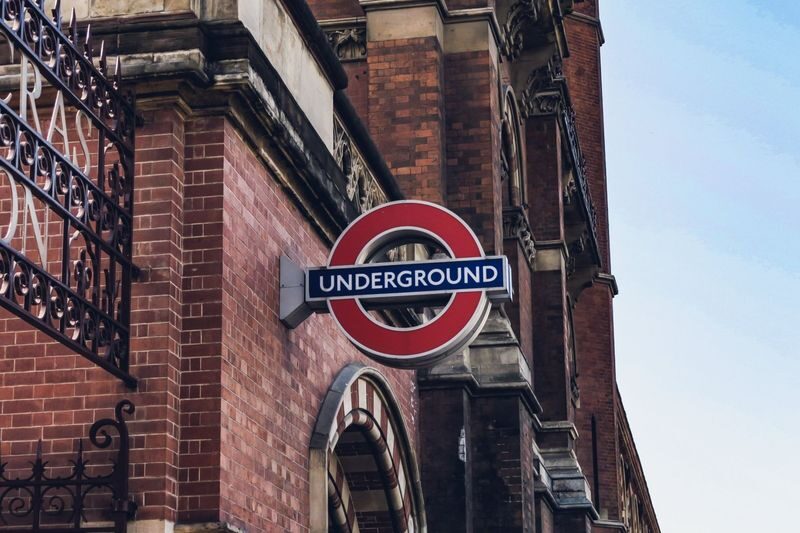 London Secrets of the Underground Walking Tour - Hear the stories attached to forgotten stations