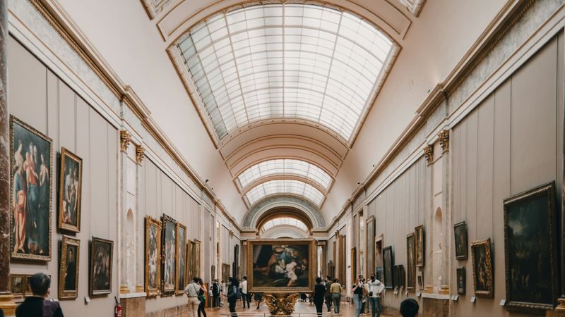 Louvre Museum Ticket with Priority Access to the Mona Lisa - Meeting at the Carrousel Arch