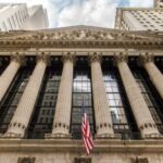 Lower Manhattan Wall Street, 9/11 & Statue of Liberty Walking Tour - Federal Hall and the making of a nation