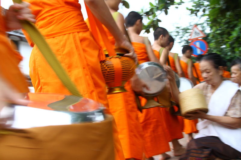 Luang Prabang Spiritual Alms Giving & Waterfall Experience - Wat Xieng Thong before sunrise