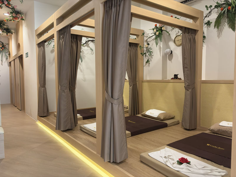 Lucky Rose Massage in Bangkok - What the treatment menu tells you