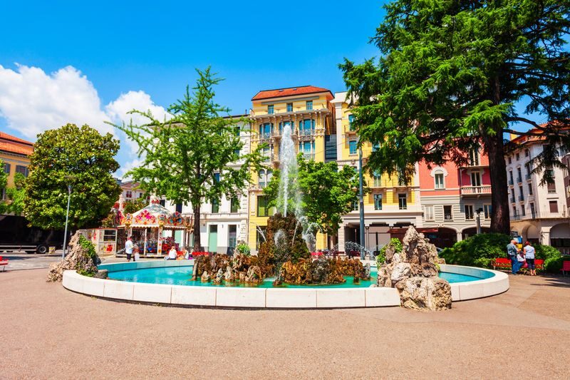 Lugano, Lake Como Cruise, and Bellagio Day Tour from Como - Tremezzo and the change from road to water