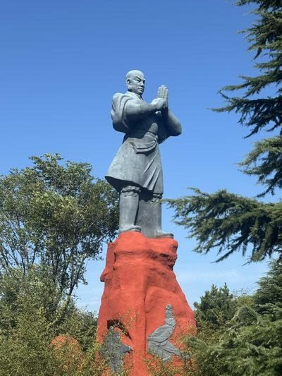 Luoyang Shaolin Temple Group Tour 1-Day Trip - The Kung Fu performance