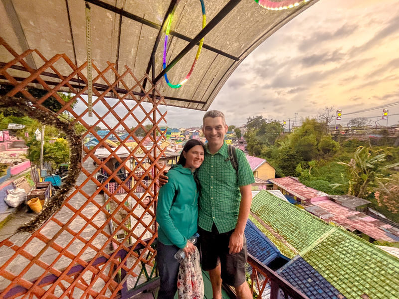 Malang Full-Day Private Tour with Batik Workshop Experience - A bee farm that makes learning hands-on