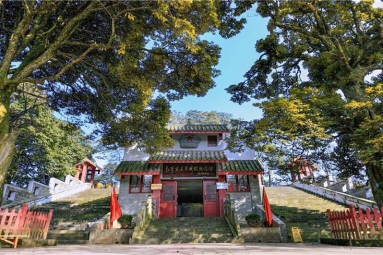 Mengding Mountain Scenic Area - What to Know Before You Go