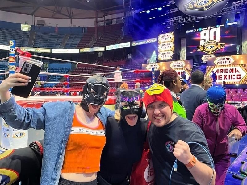 Mexican Wrestling Experience Tour in Mexico City - What the guide adds to Lucha Libre