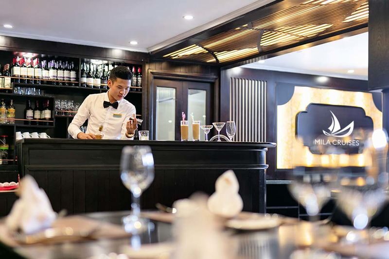 MilaLux 2D1N Cruise: Ha Long Bay, Sung Sot, Ti Top - Getting to Tuan Chau Marina