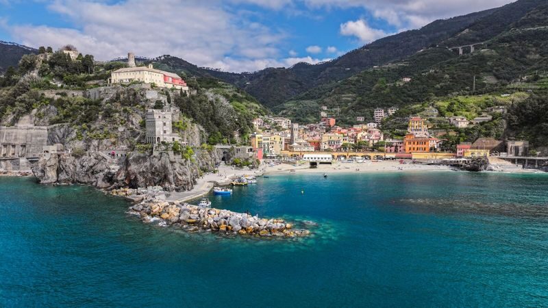 Milano Cinque Terre Full-Day National Park Adventure - What the guide adds